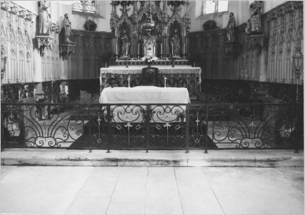 Clôture de choeur (table de communion)