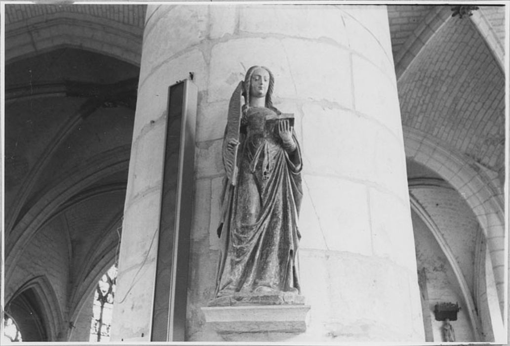 Statue : Sainte Julie