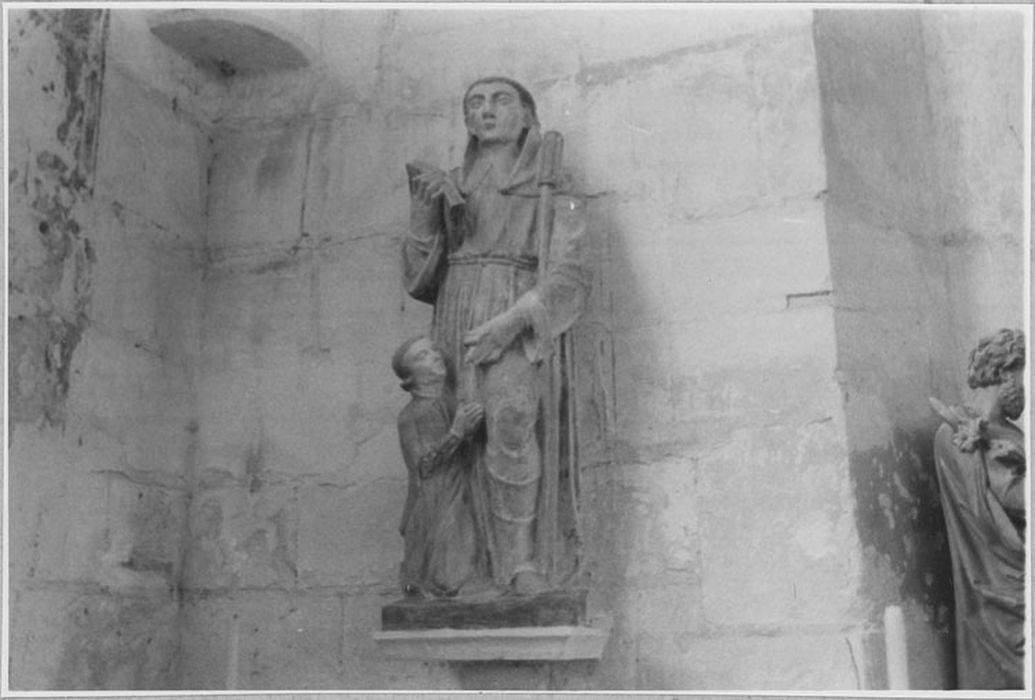 Groupe sculpté : Saint Frobert et donateur