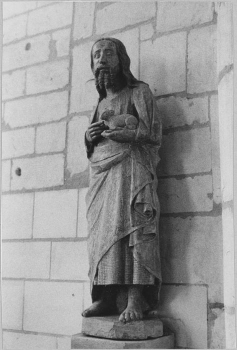 Statue : Saint Jean-Baptiste, vue de trois-quart