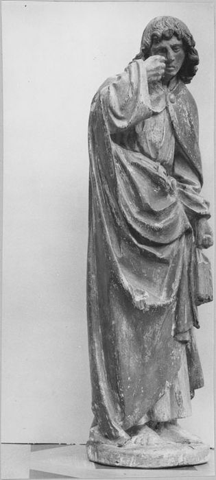 STATUETTE (2) : Saint Jean, vue de trois-quart