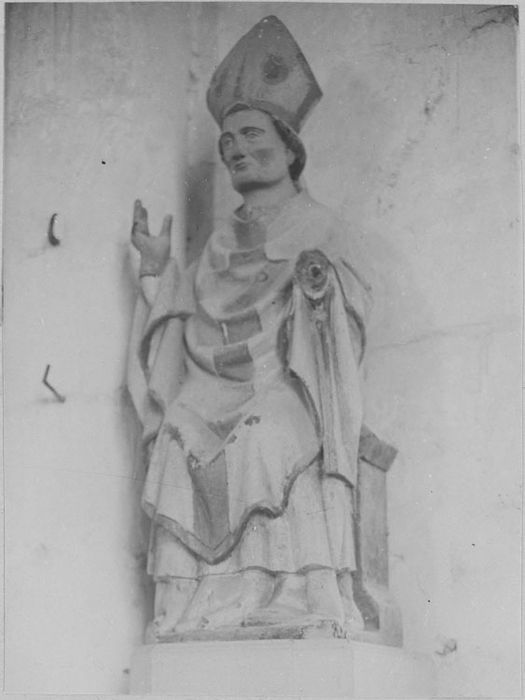 Statue : Saint Menge, avant décapage