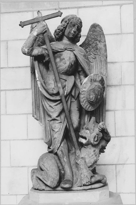 Statue : Saint Michel