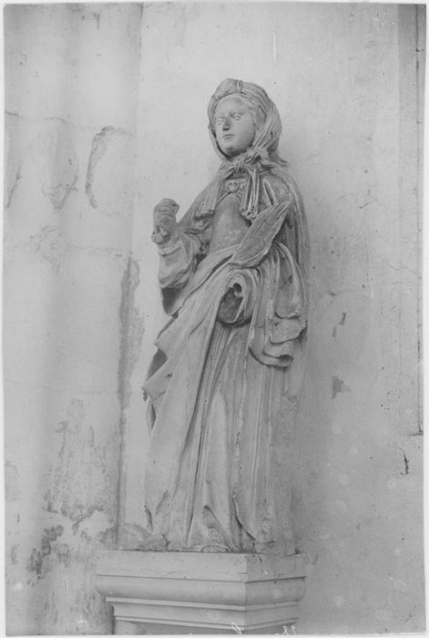 Statue : Sainte martyre