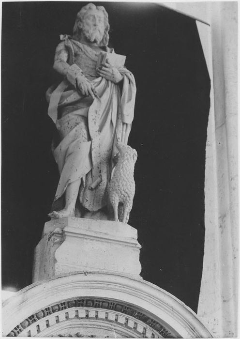 Statue : Saint Jean-Baptiste