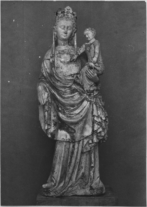 Statue : Vierge à l'Enfant, après restauration par Chiquet en 1976