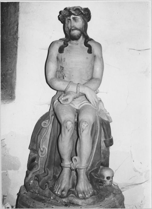 Statue : Christ de Pitié