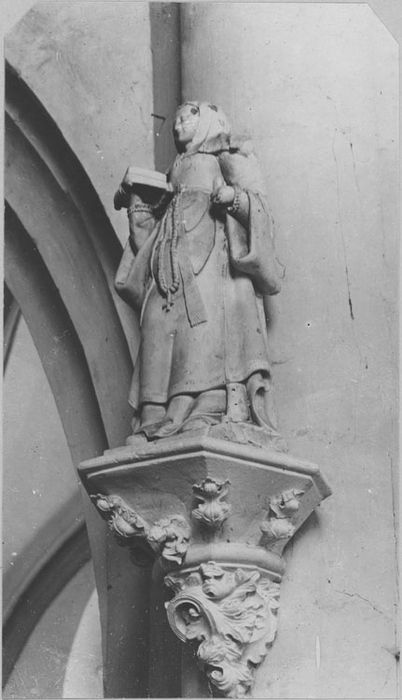 Statuette : Sainte Savine