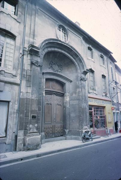 Façade sur rue