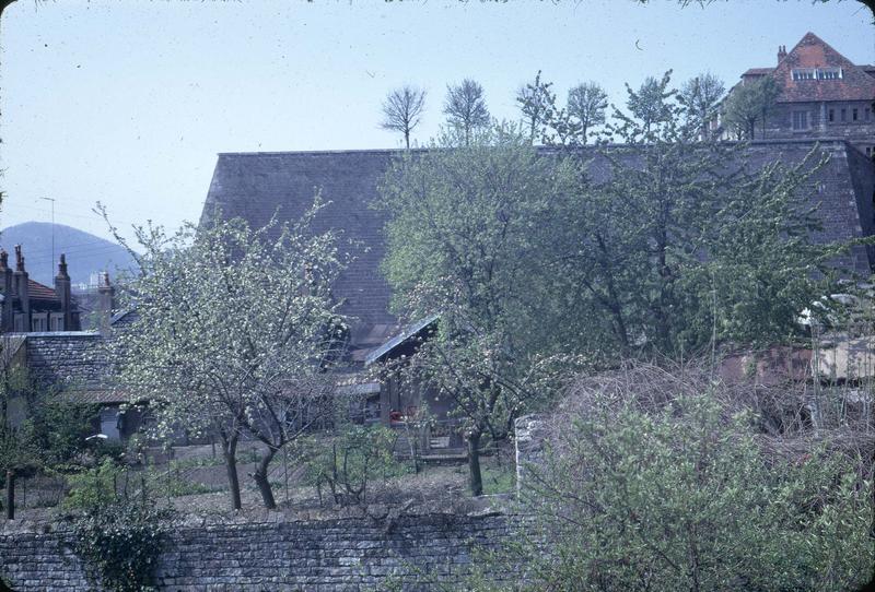 Jardins clos, côté est