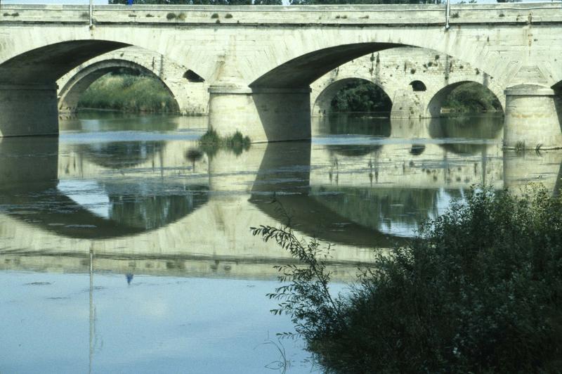 Le Vieux Pont et le Pont Neuf sur l'Orb