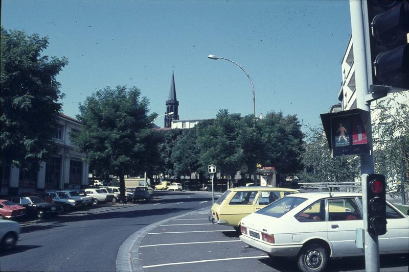 Place Saint-Michel-de-l'Hospital