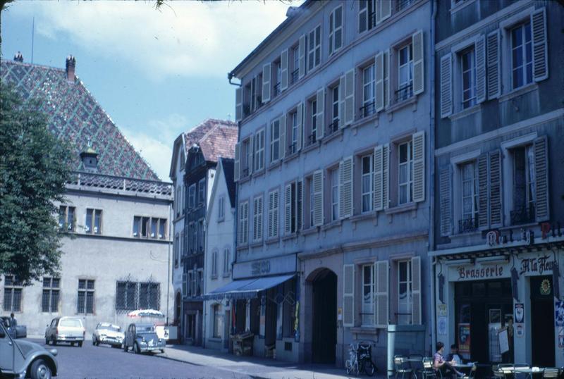 Rue du Conseil-Souverain : maisons et ancienne douane