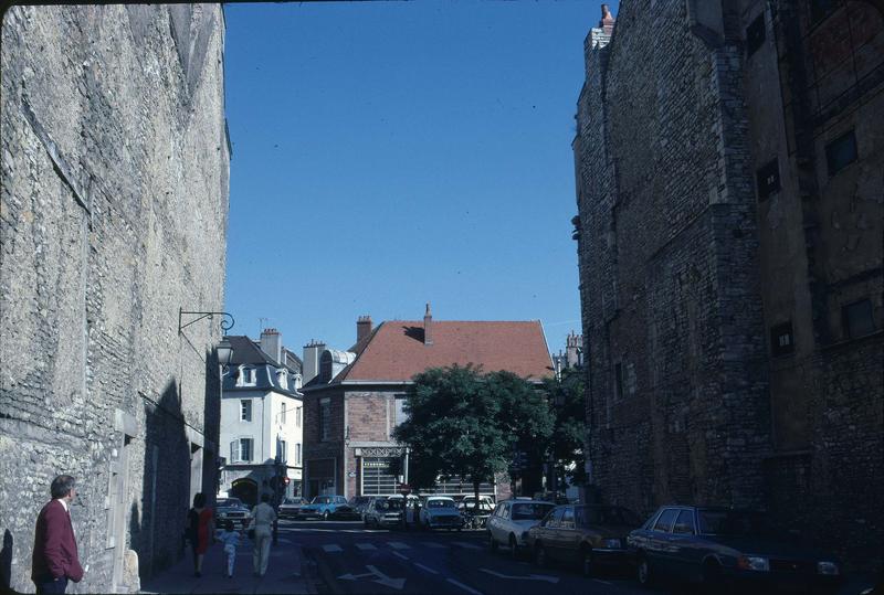 Une rue de Dijon