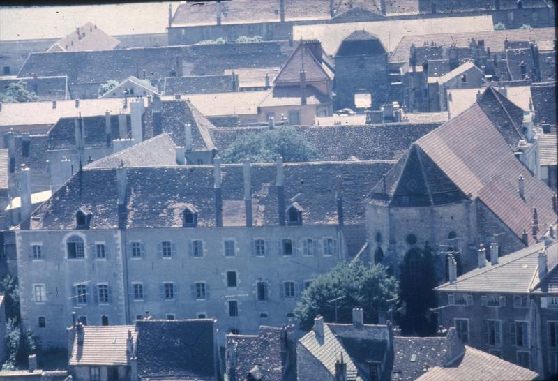 Vue aérienne prise depuis l'église Notre-Dame