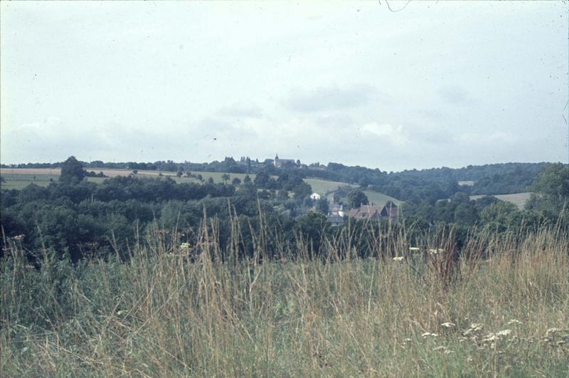 Le village de Gerberoy et la campagne environnante