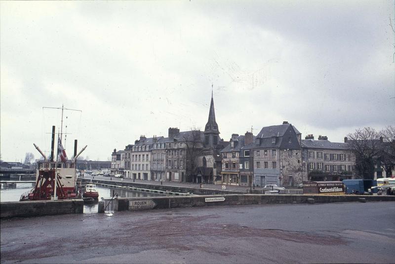 Le quai Saint-Etienne