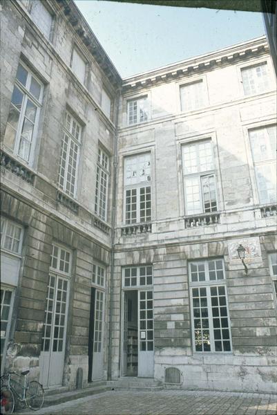 Cour intérieure
