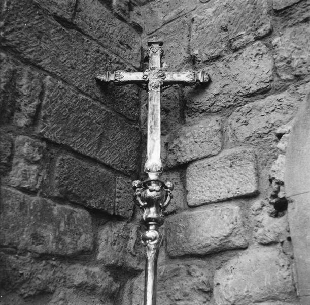 croix processionnelle