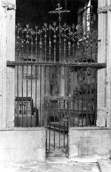 clôture de la chapelle du Sépulcre, vue générale