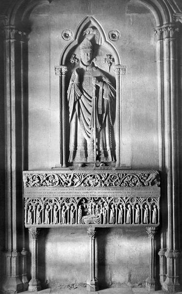 monument funéraire de Guillaume Razouls, évêque de Carcassonne, vue générale