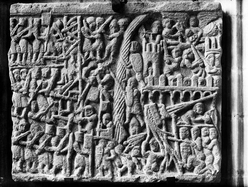 bas-relief : Le siège de Toulouse en 1218 (?), vue générale