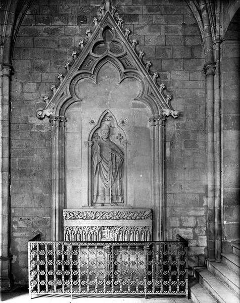 monument funéraire de Guillaume Razouls, évêque de Carcassonne, vue générale