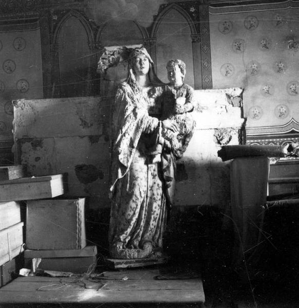 statue : Vierge à l'Enfant, vue générale - © Ministère de la Culture (France), Médiathèque du patrimoine et de la photographie (objets mobiliers), tous droits réservés