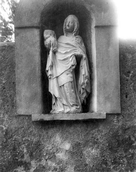 statue : Vierge à l'Enfant, vue générale - © Ministère de la Culture (France), Médiathèque du patrimoine et de la photographie (objets mobiliers), tous droits réservés