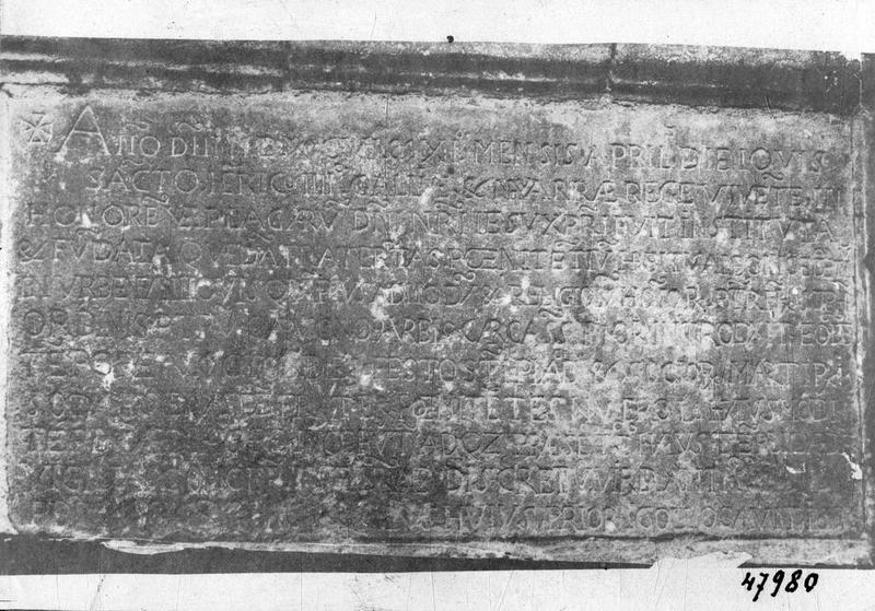 plaque commémorative, vue générale - © Ministère de la Culture (France), Médiathèque du patrimoine et de la photographie (objets mobiliers), tous droits réservés