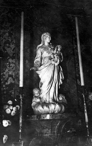 statue : Vierge à l'Enfant, vue générale