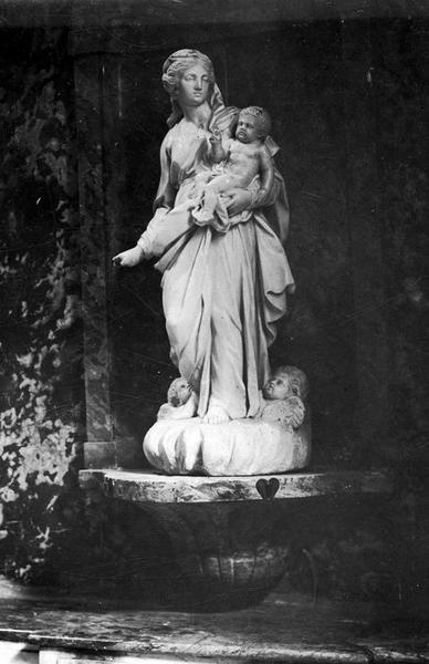 statue : Vierge à l'Enfant, vue générale