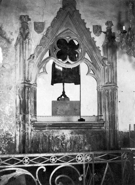 monument funéraire d'un seigneur de Saint-Martin, vue générale