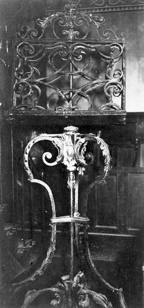 lutrin, vue générale - © Ministère de la Culture (France), Médiathèque du patrimoine et de la photographie (objets mobiliers), tous droits réservés