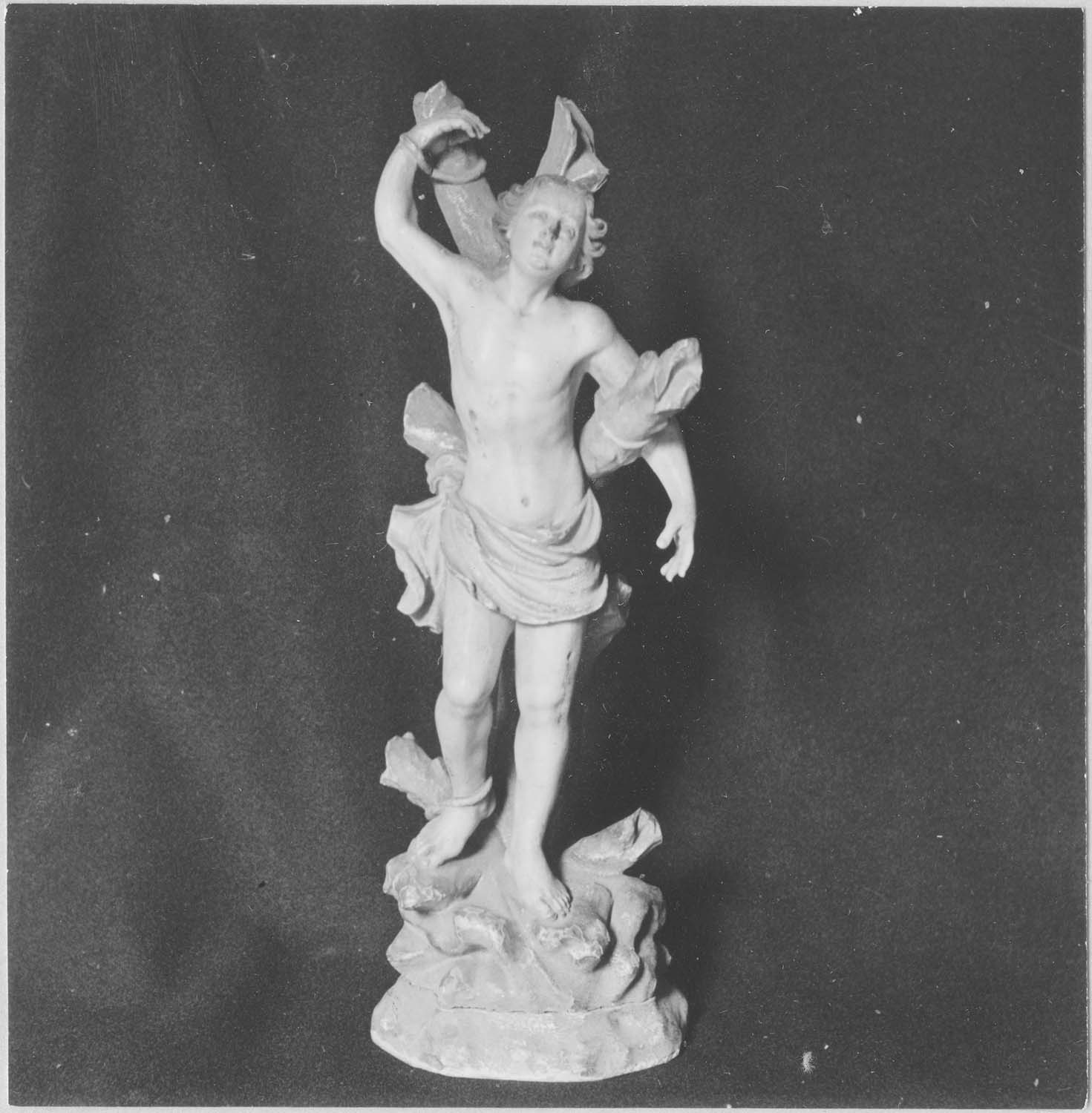 statuette : Saint Sébastien, vue générale - © Ministère de la Culture (France), Médiathèque du patrimoine et de la photographie (objets mobiliers), tous droits réservés