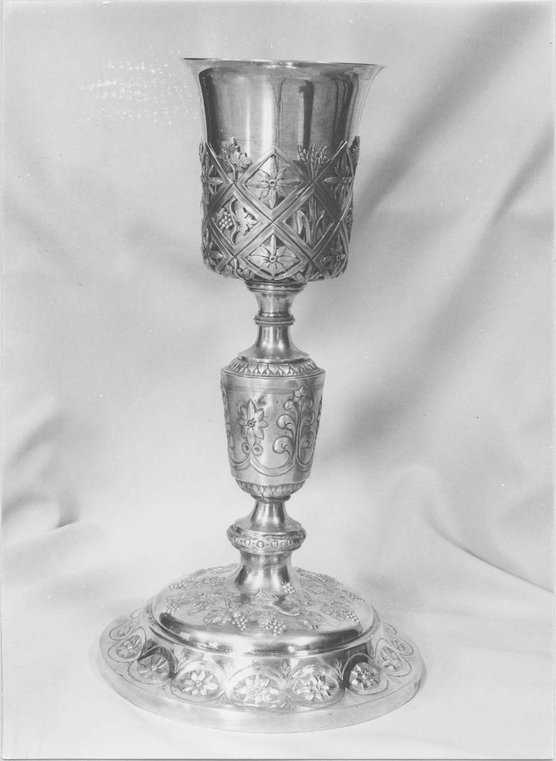 calice, vue générale - © Ministère de la Culture (France), Médiathèque du patrimoine et de la photographie (objets mobiliers), tous droits réservés