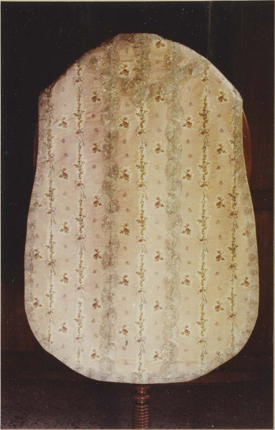 chasuble, vue générale - © Ministère de la Culture (France), Médiathèque du patrimoine et de la photographie (objets mobiliers), tous droits réservés
