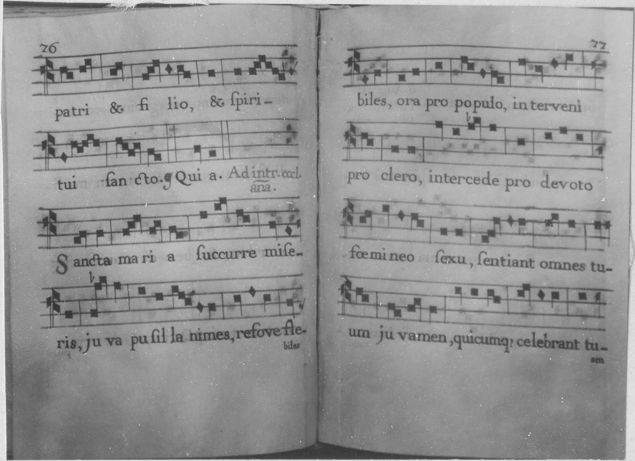 livre liturgique : antiphonaire, détail - © Ministère de la Culture (France), Médiathèque du patrimoine et de la photographie (objets mobiliers), tous droits réservés