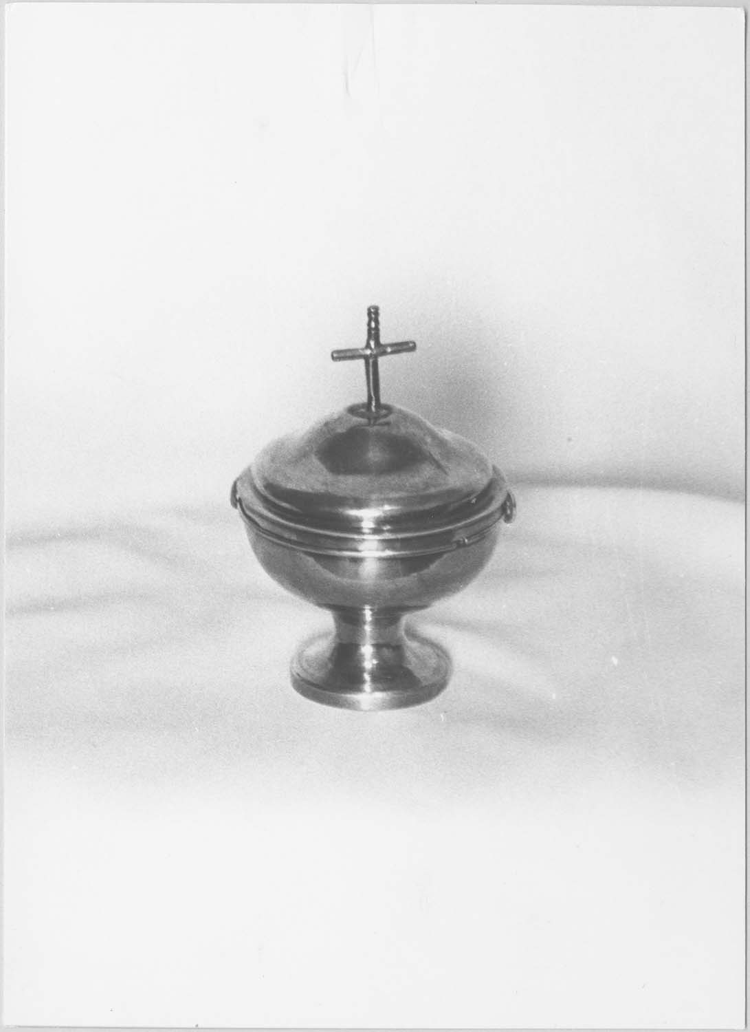 ciboire (pyxide), vue générale - © Ministère de la Culture (France), Médiathèque du patrimoine et de la photographie, diffusion RMN-GP