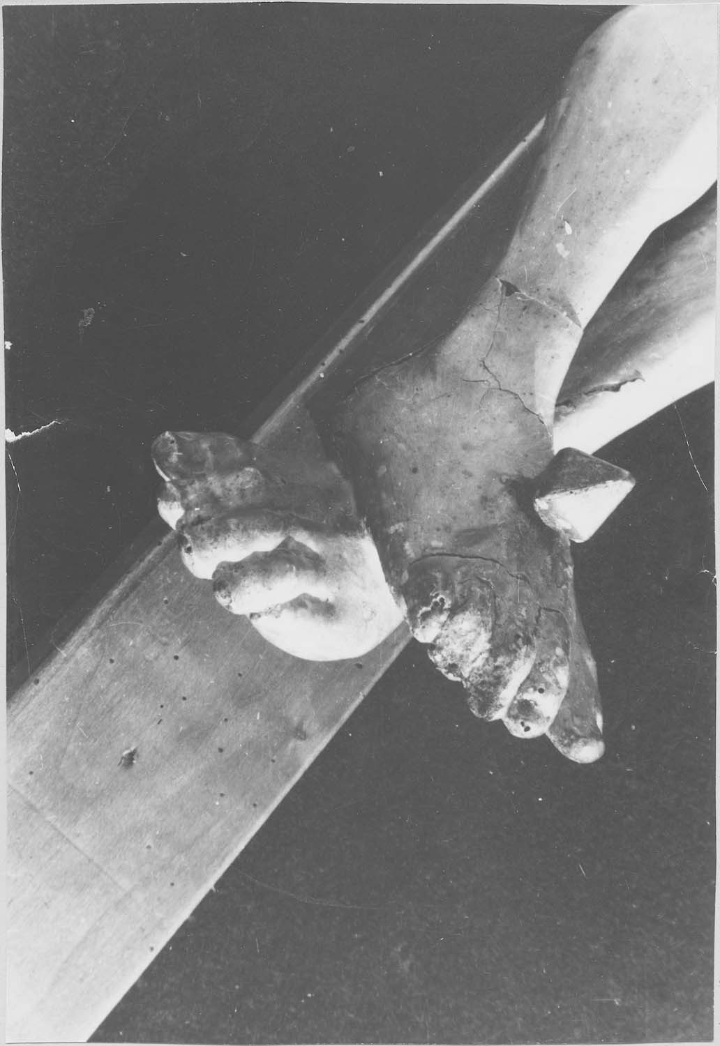 statue (crucifix) : Christ en croix, détail - © Ministère de la Culture (France), Médiathèque du patrimoine et de la photographie, diffusion RMN-GP