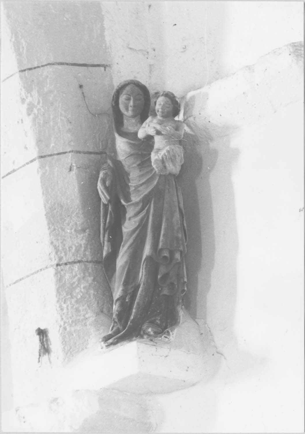 statue : Vierge à l'Enfant, vue générale - © Ministère de la Culture (France), Médiathèque du patrimoine et de la photographie, diffusion RMN-GP