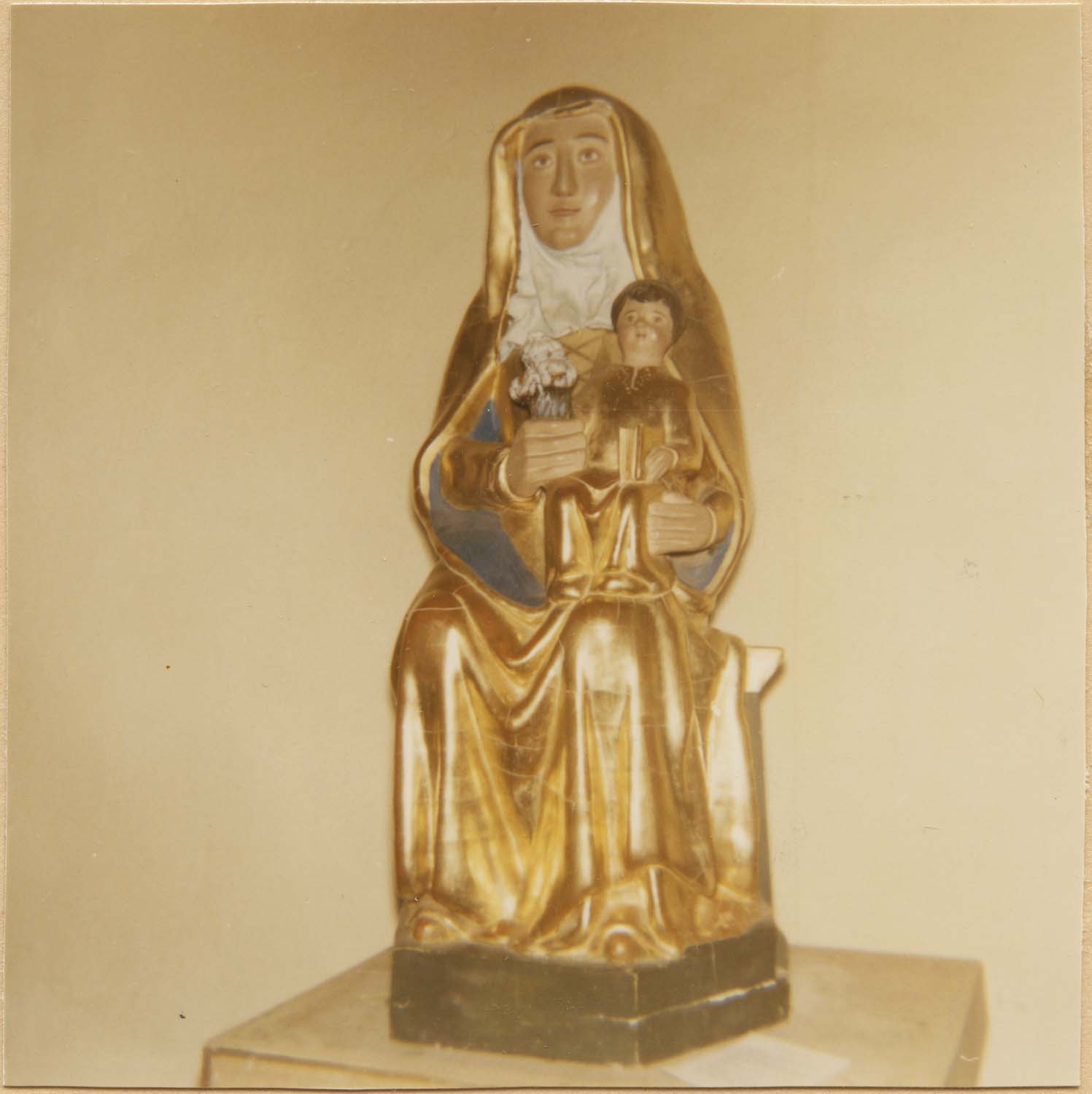 statue : Vierge à l'enfant assise, dite Notre-Dame des Vals, vue générale