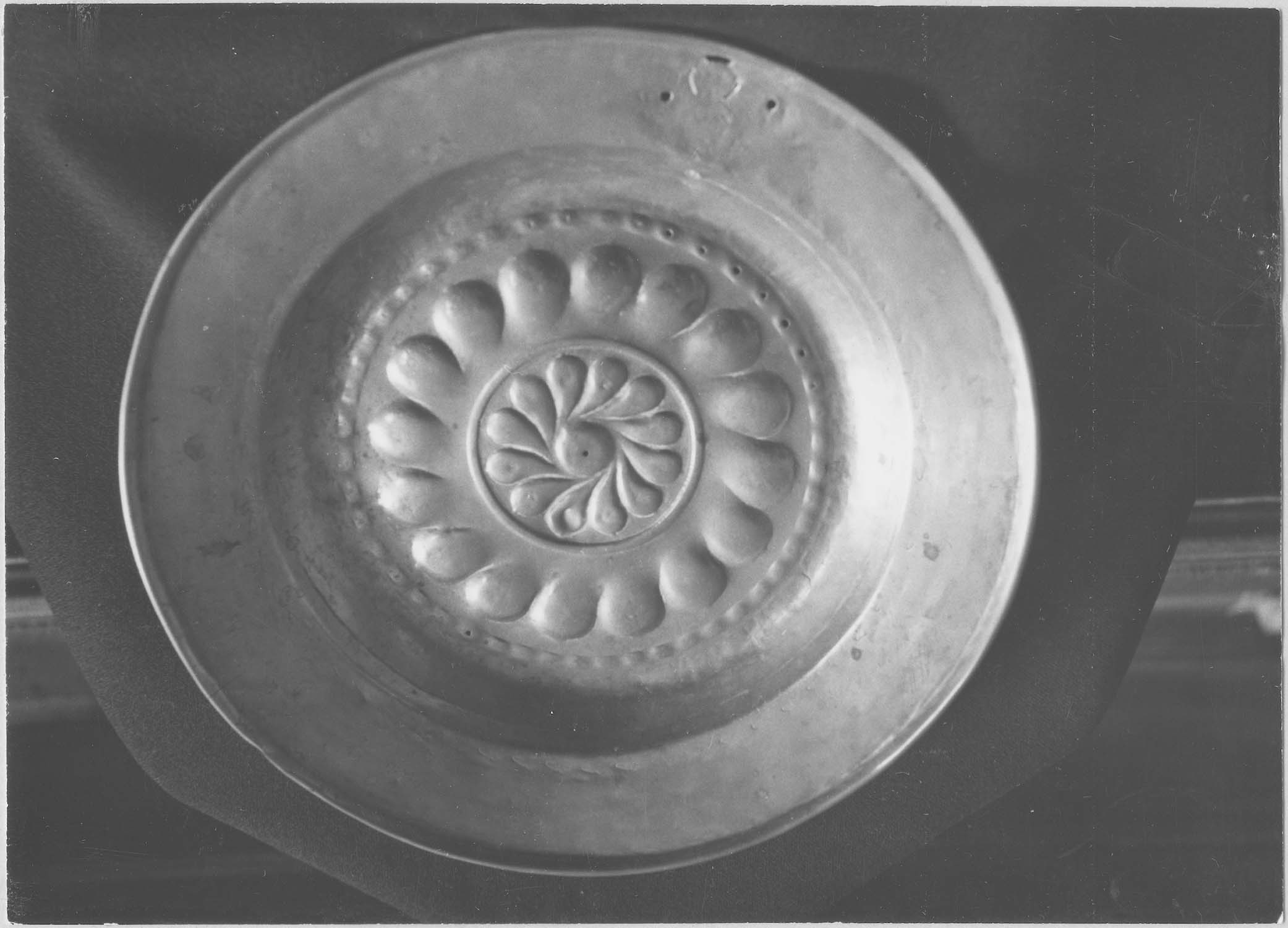 plat à quêter, vue générale - © Ministère de la Culture (France), Médiathèque du patrimoine et de la photographie, diffusion RMN-GP