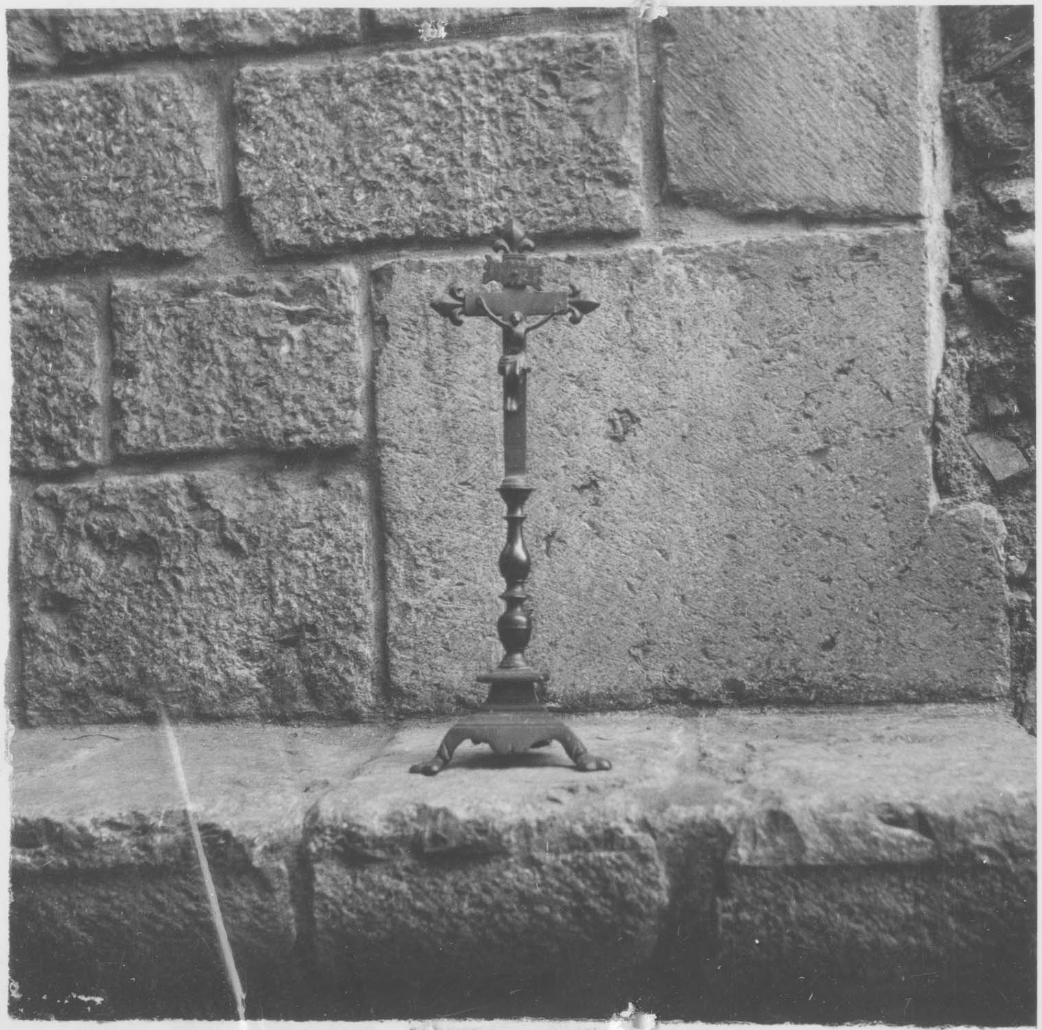 croix d'autel, vue générale - © Ministère de la Culture (France), Médiathèque du patrimoine et de la photographie, diffusion RMN-GP