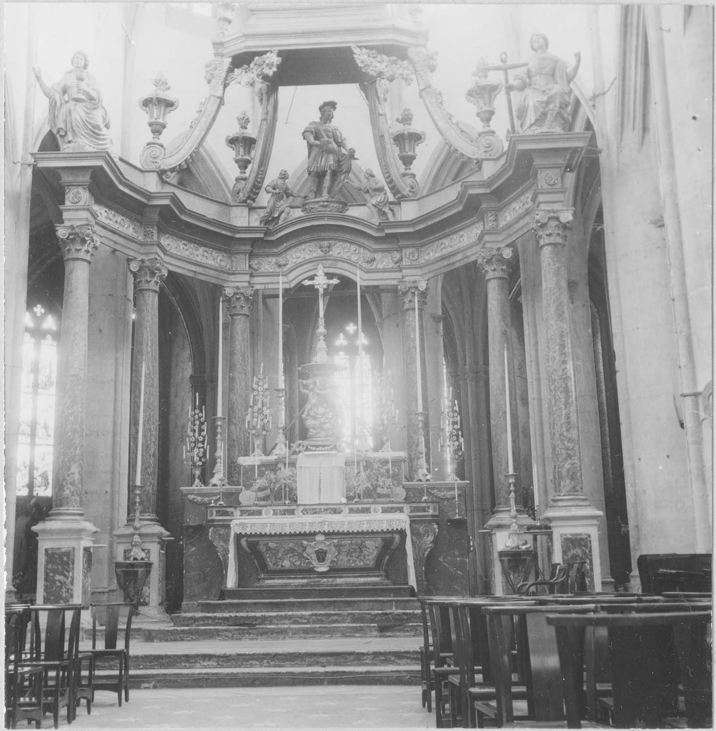 autel, retable (maître-autel), vue générale