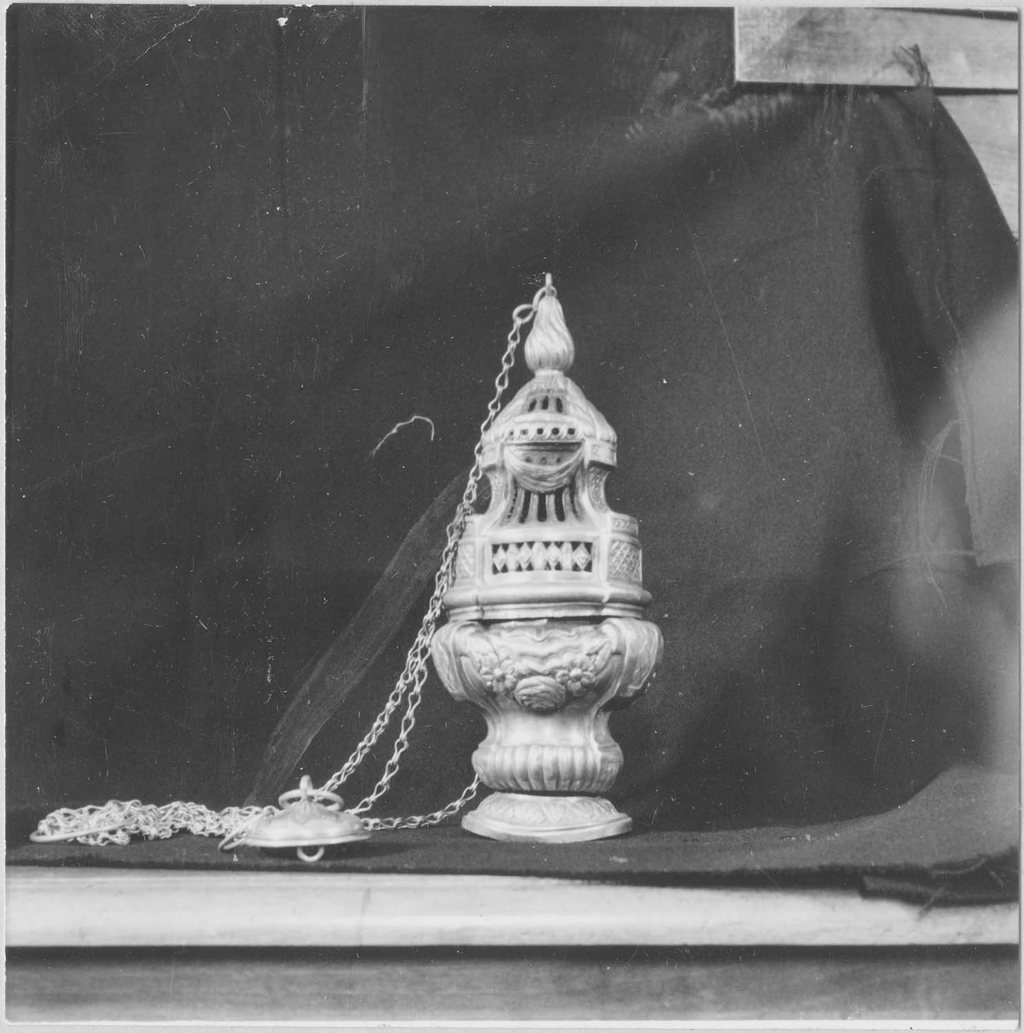encensoir, vue générale - © Ministère de la Culture (France), Médiathèque du patrimoine et de la photographie, diffusion RMN-GP