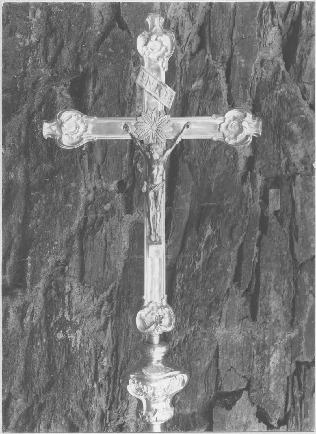 croix de procession, vue générale