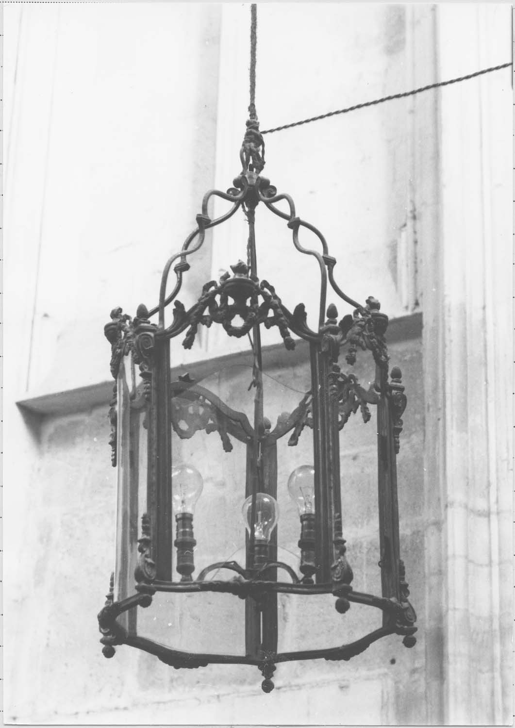 lanterne de suspension, vue générale