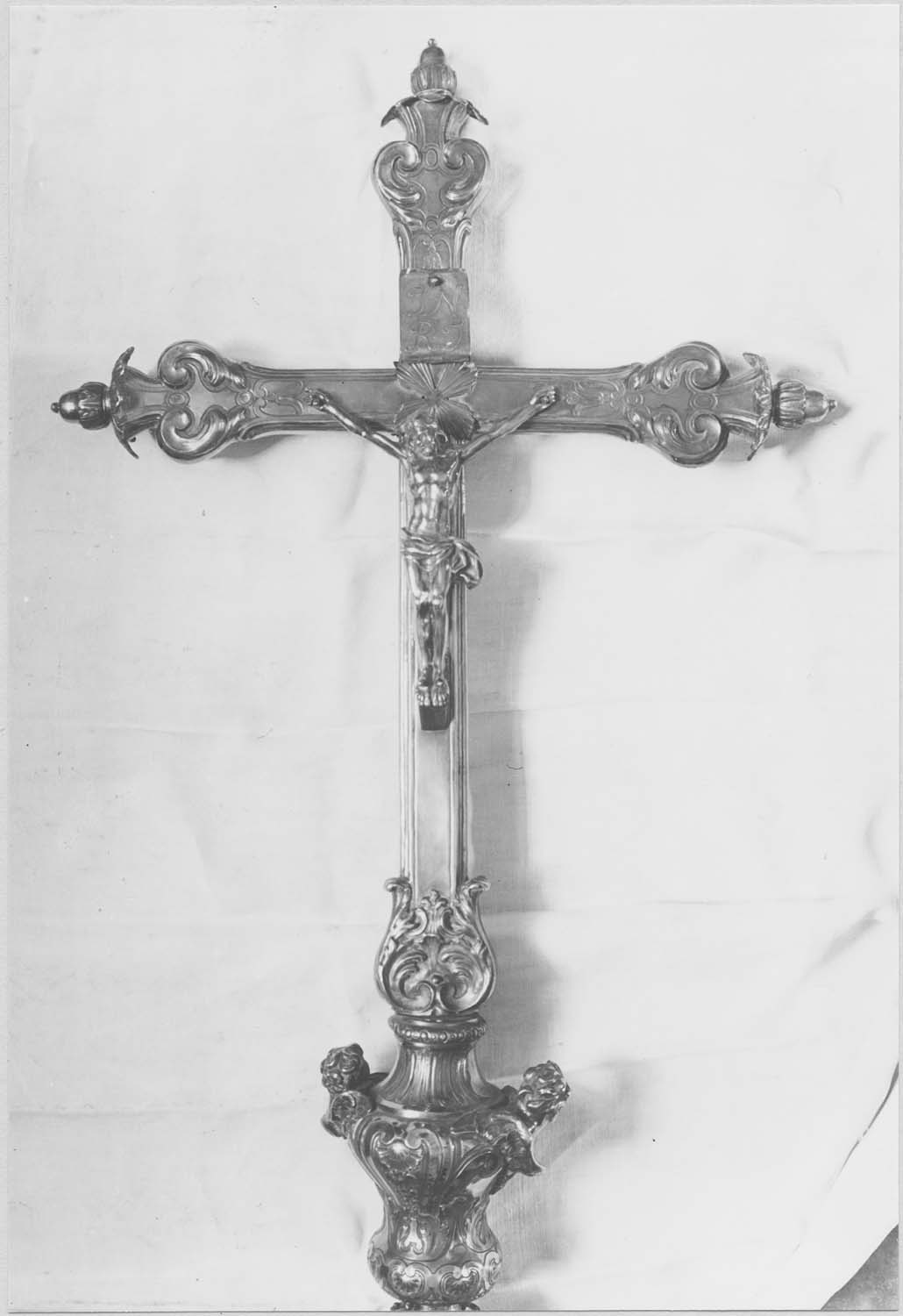 croix de procession, vue générale