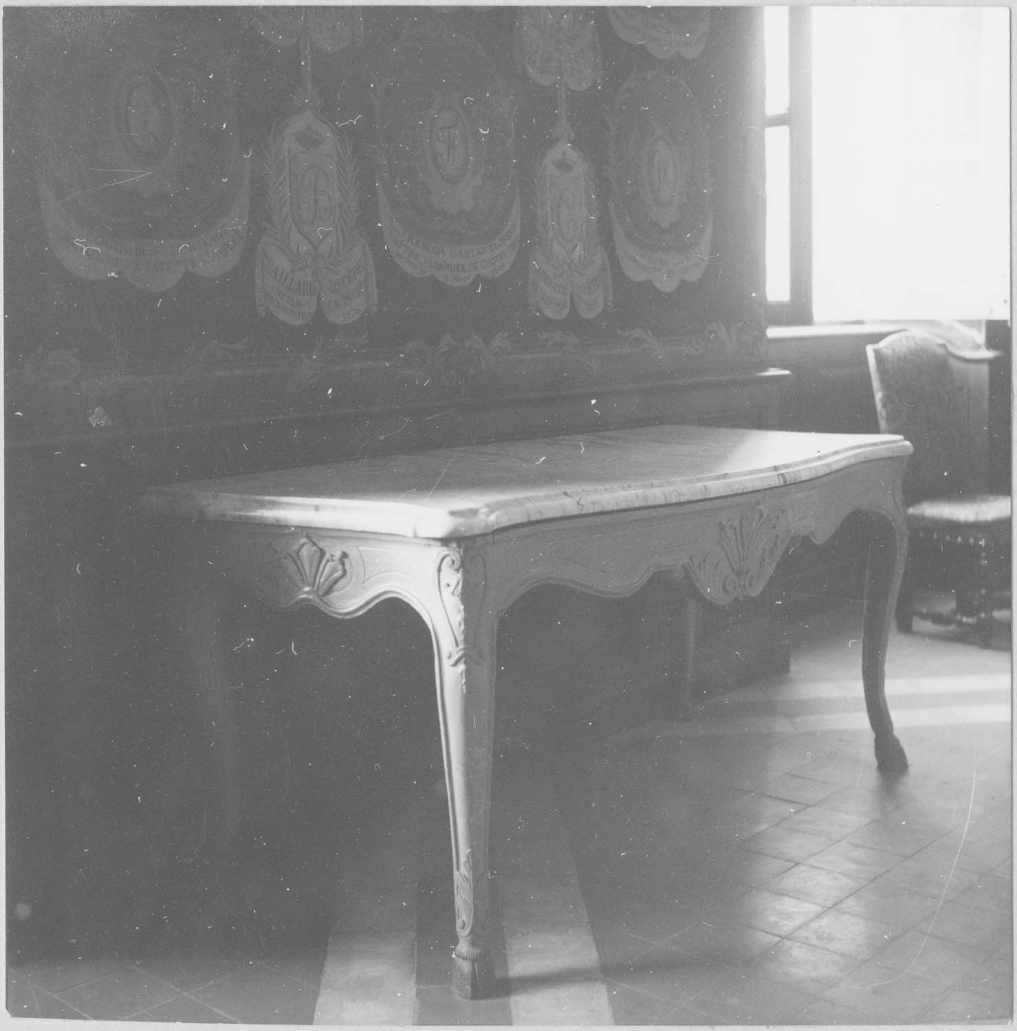 table à gibier, vue générale - © Ministère de la Culture (France), Médiathèque du patrimoine et de la photographie, diffusion RMN-GP